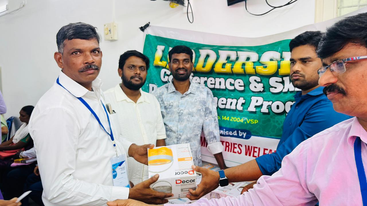 leadership-conferences-and-skill-development-program-for-social-workers