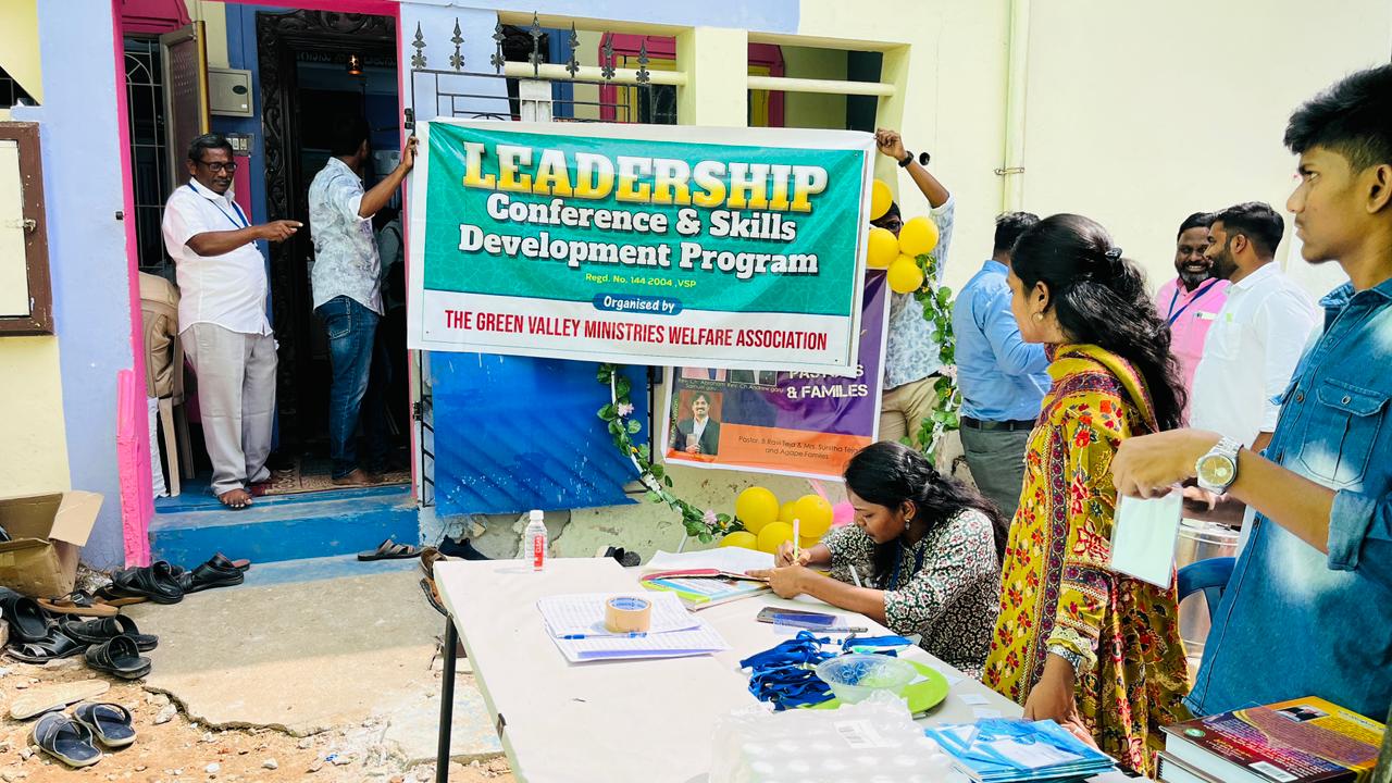 leadership-conferences-and-skill-development-program-for-social-workers